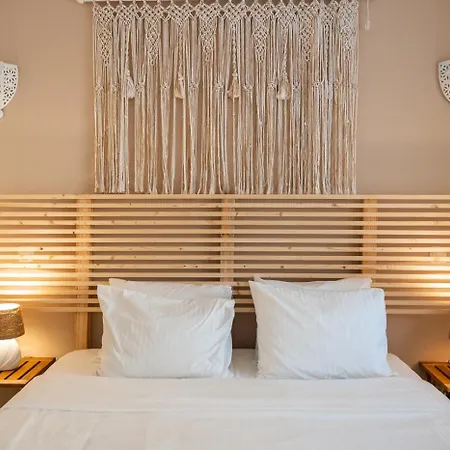 Old Town Boho Seaview Elegance Lejlighed *