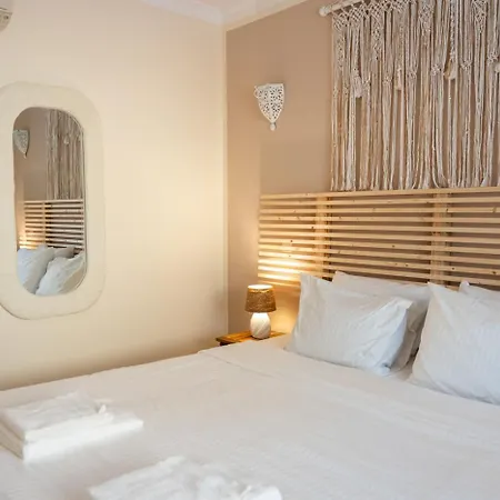 Old Town Boho Seaview Elegance البوفيرا